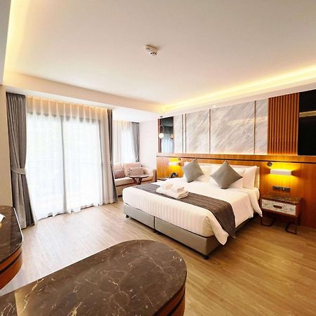 Wyndham Jomtien Pattaya Hotel Na Chom Thian Ngoại thất bức ảnh
