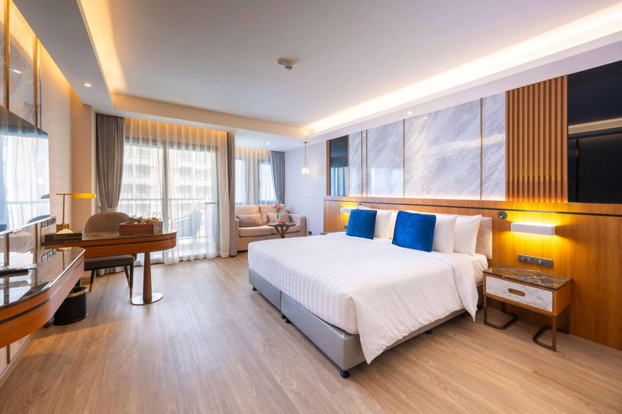 Wyndham Jomtien Pattaya Hotel Na Chom Thian Ngoại thất bức ảnh