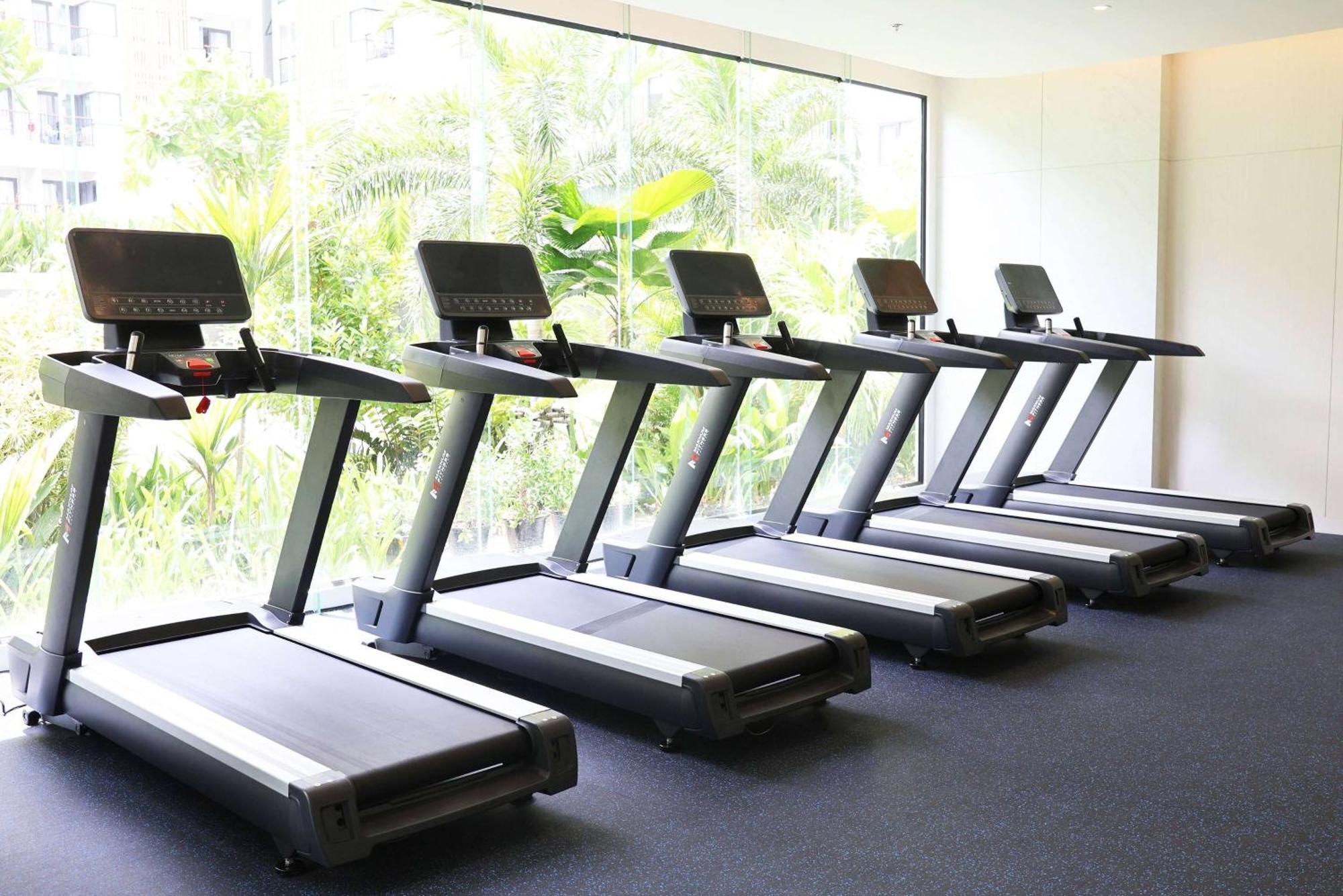 Wyndham Jomtien Pattaya Hotel Na Chom Thian Ngoại thất bức ảnh