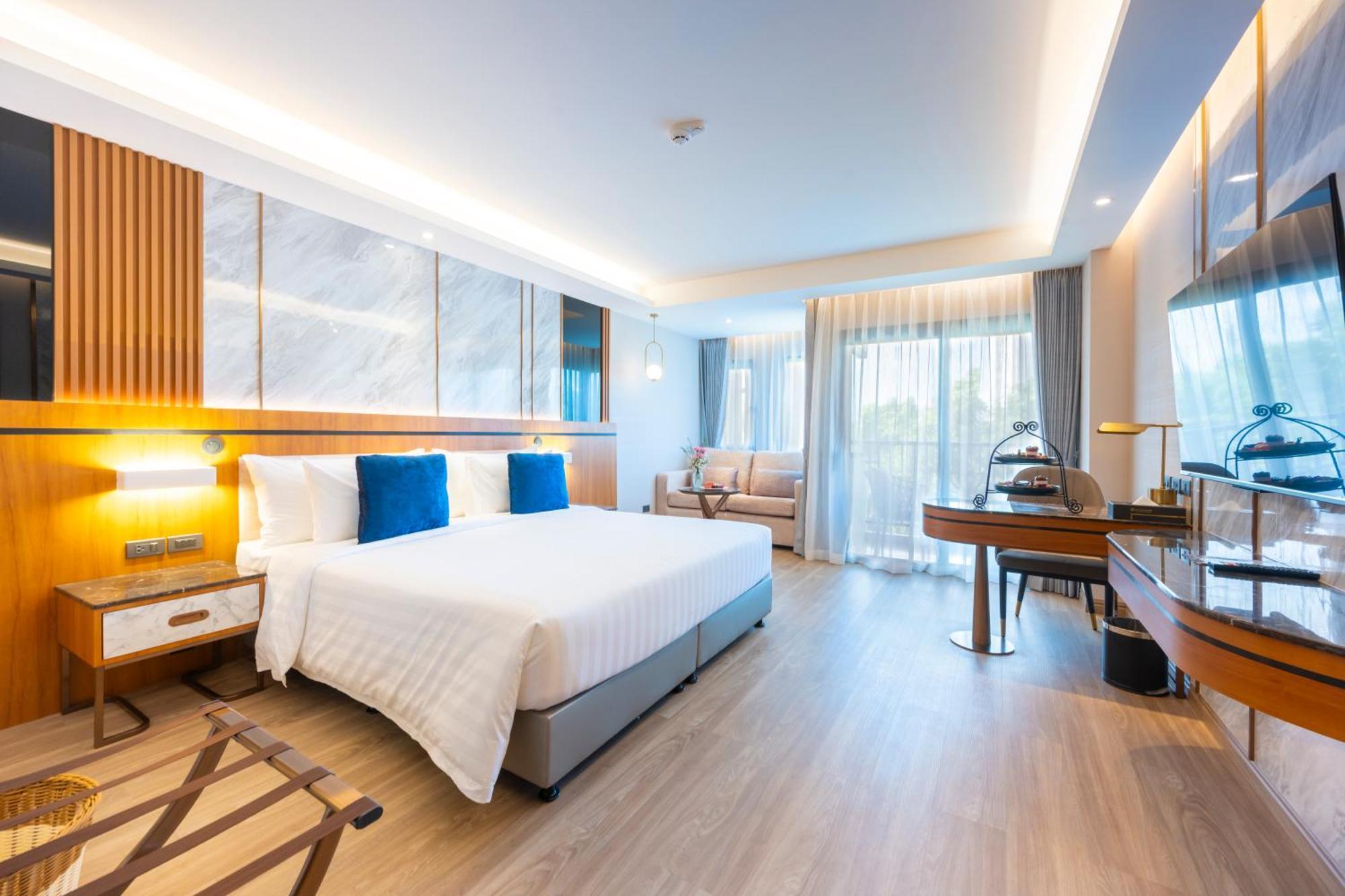 Wyndham Jomtien Pattaya Hotel Na Chom Thian Ngoại thất bức ảnh