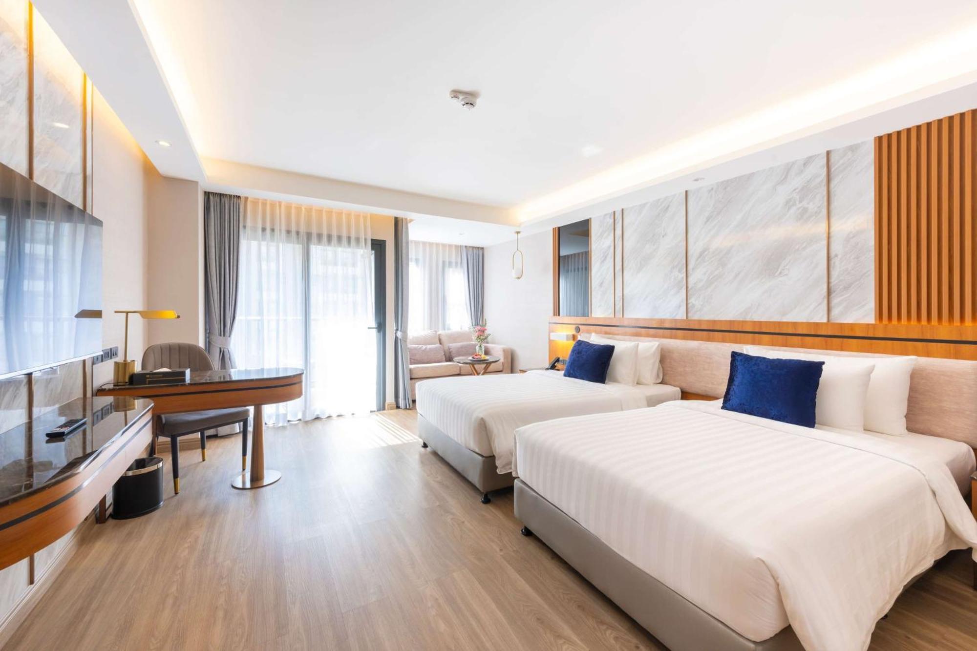 Wyndham Jomtien Pattaya Hotel Na Chom Thian Ngoại thất bức ảnh